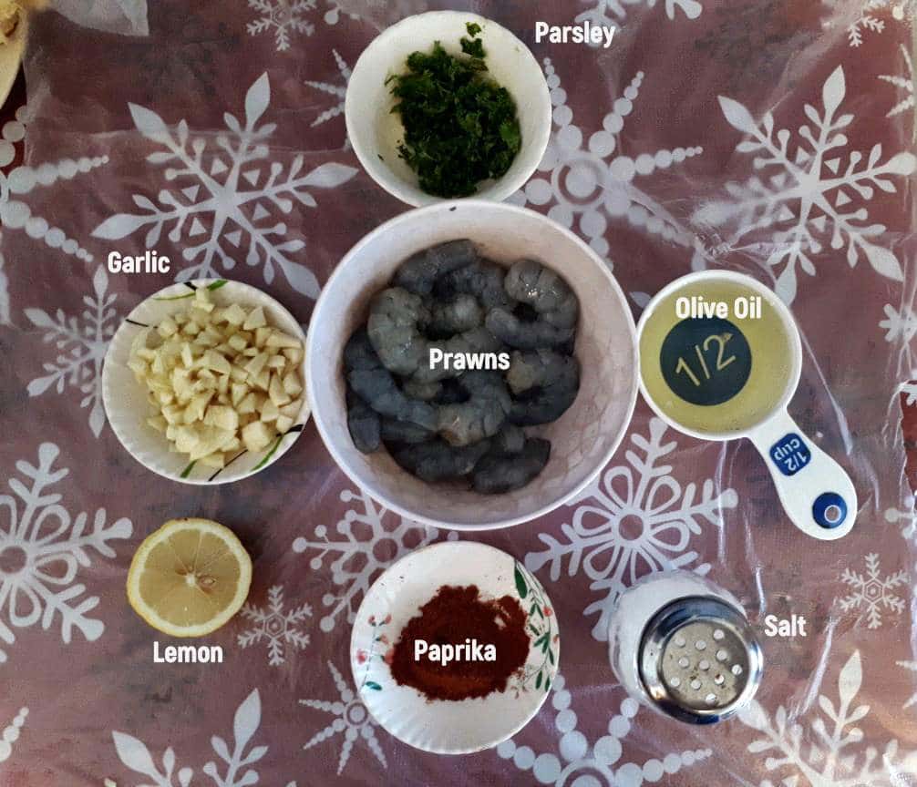 The ingredients of Spanish Garlic Prawns Recipe (Gambas al Ajillo)