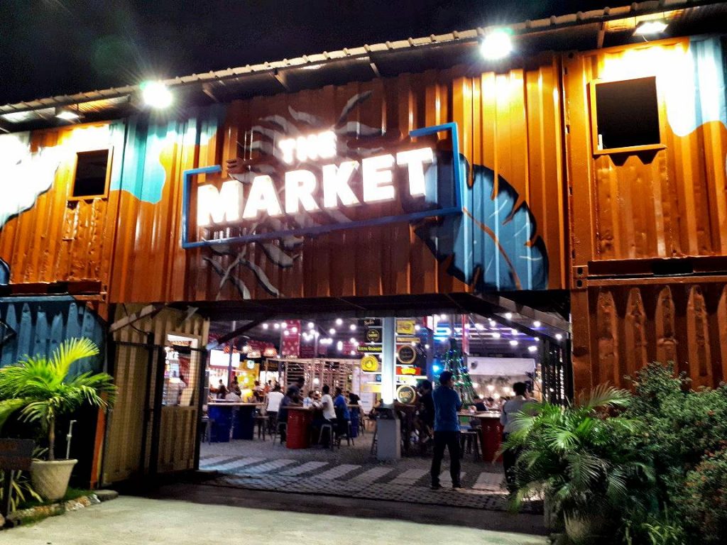 The outside view in The Market by Sugbo Mercado