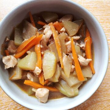 Ginisang Sayote with Chicken Recipe